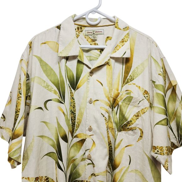 Tommy Bahama Size XL Tropical Leaf 100% Silk Button-Up Shirt Beige Short Sleeve - Picture 5 of 9